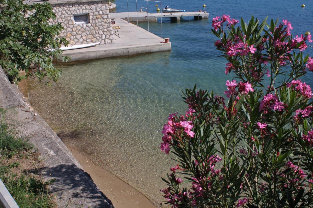 Apartments And Rooms By The Sea Supetarska Draga - Gornja, Rab - 11579 Екстер'єр фото